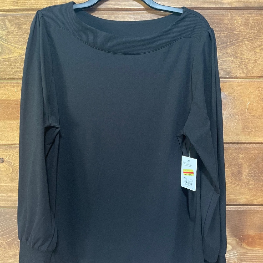 Long sleeve lightweight boatneck top